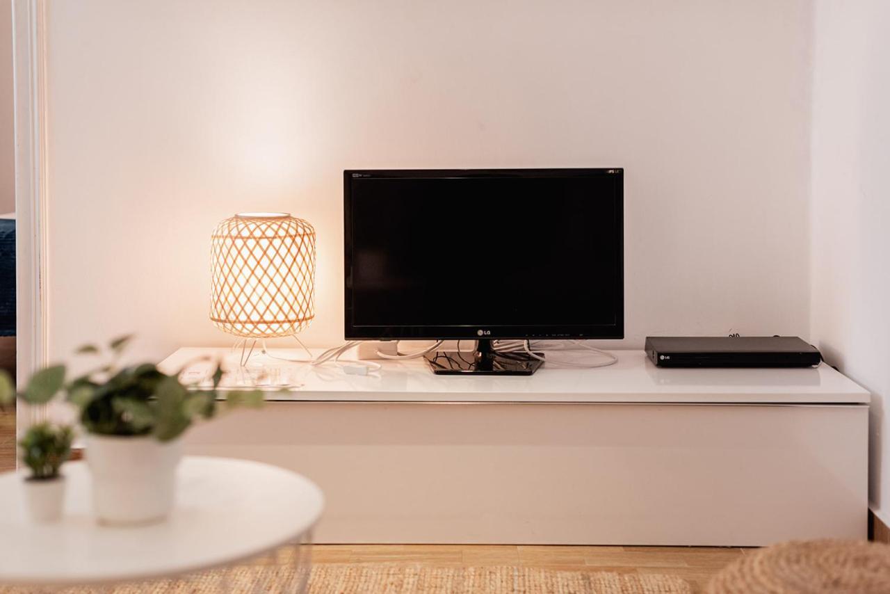 Apartamentos Fv Flats Valencia - Mestalla 9 Exteriör bild